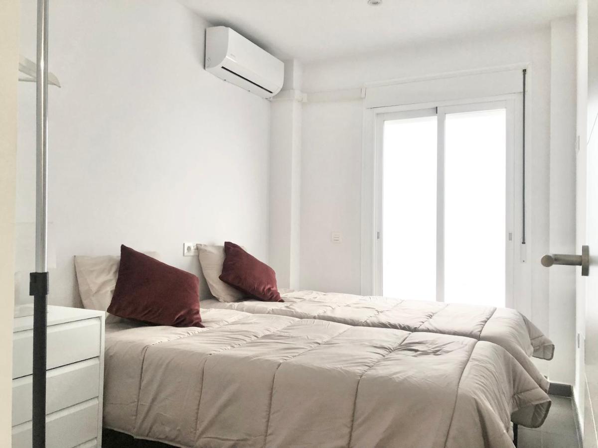 Varela Apartamentos B مالقة المظهر الخارجي الصورة