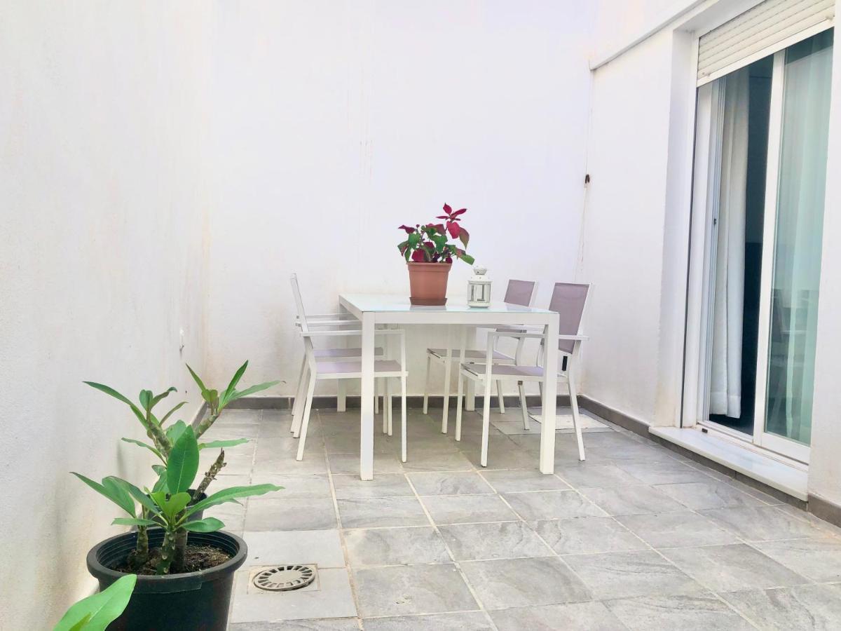 Varela Apartamentos B مالقة المظهر الخارجي الصورة